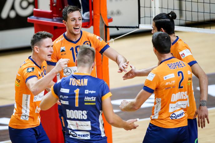 ACH Volley Calcit Volley | ACH Volley vztraja s točko več pred Mariborčani. | Foto Matic Klanšek Velej/Sportida