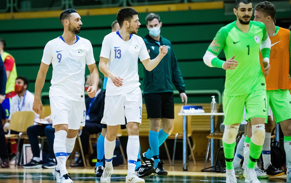 futsal Slovenija Španija | Slovenski futsalisti so s Španci tesno izgubili. | Foto Grega Valančič/Sportida