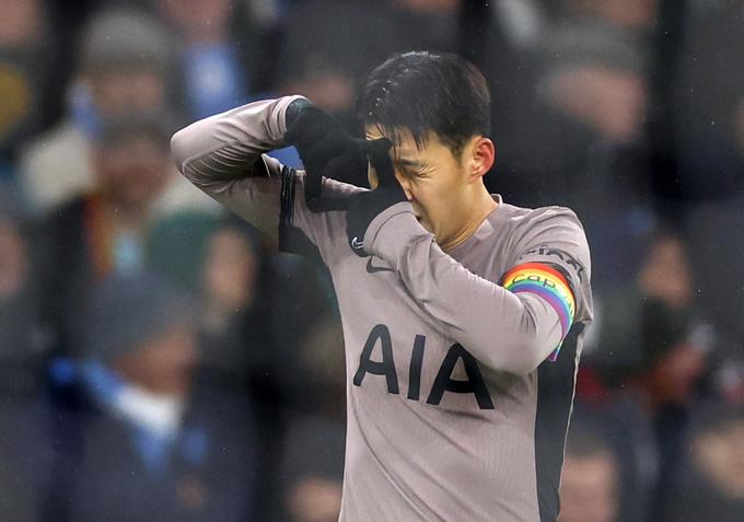 Son Heung Min je v uvodnih minutah dvoboja na Etihadu zatresel obe mreži! | Foto: Reuters