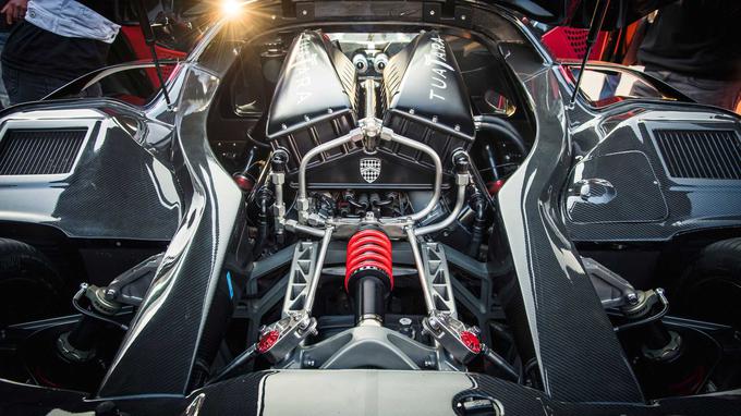 SSC tuataro poganja 5,9-litrski motor V8, ki ob uporabi goriva E85 zmore kar 1.750 "konjev". | Foto: SSC