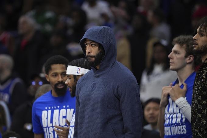 Anthony Davis je po prihodu v Dallas odigral le eno tekmo. | Foto: Guliverimage