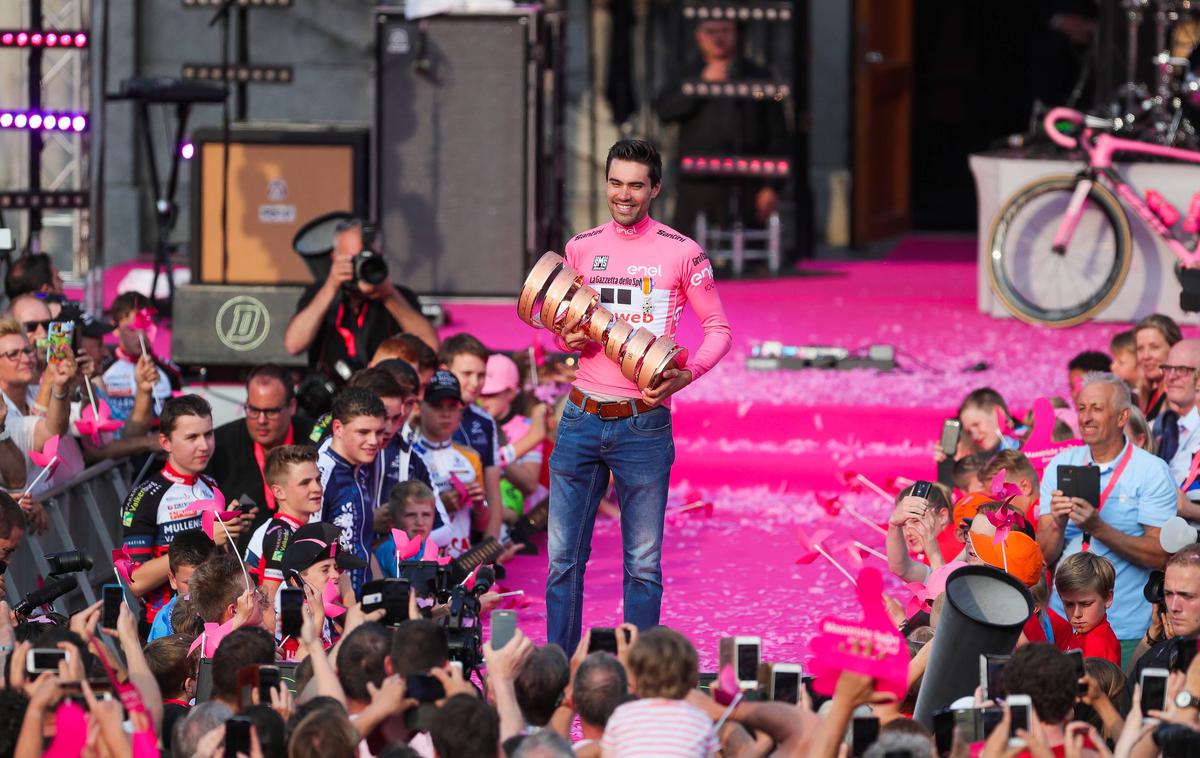 Tom Dumoulin | Tom Dumoulin je leta 2017 zmagal v skupnem seštevku Gira, a marsikdo si ga bo zapomnil tudi zaradi obiska naravne toalete pred objektivi televizijskih kamer.  | Foto Guliverimage