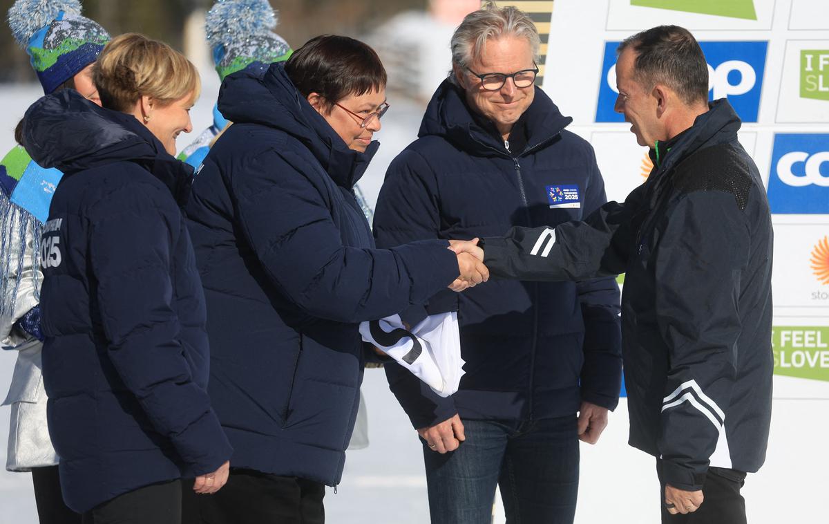 Planica 2023 Enzo Smrekar | S simbolno predajo organizatorske zastave Trondheimu, ki bo čez dve leti kot naslednji gostil svetovno prvenstvo v nordijskem smučanju, se je danes zaključilo SP v Planici. | Foto Reuters