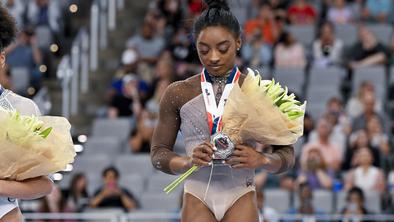 Simone Biles pred olimpijskimi igrami do ameriškega rekorda