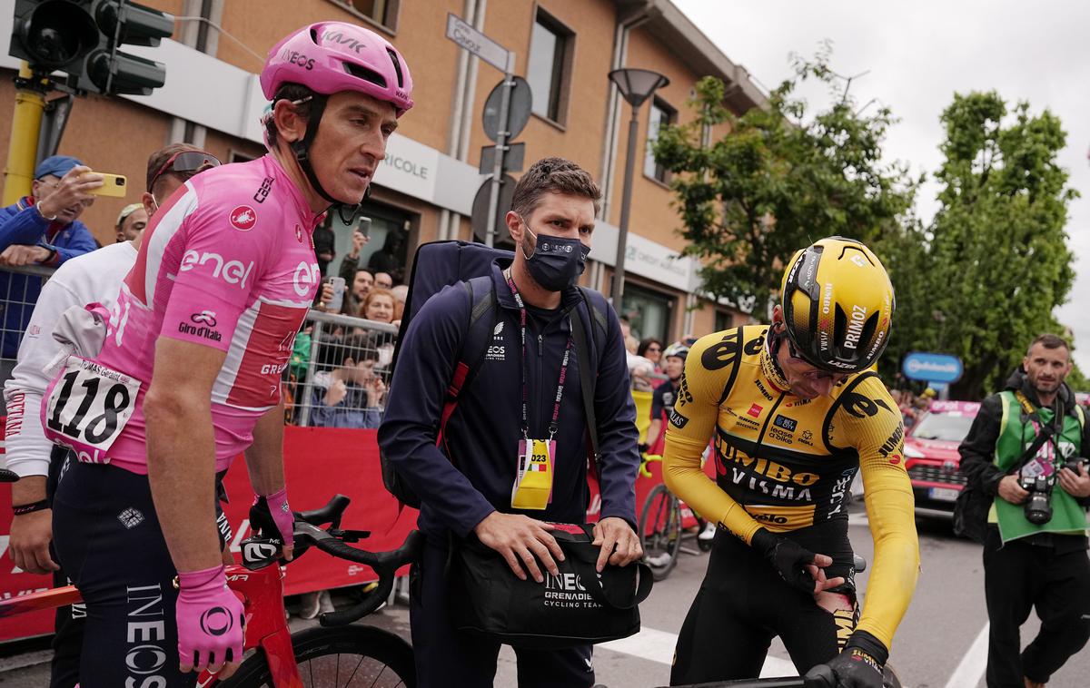 Primož Roglič | Primož Roglič se je v padcu izognil hujšim poškodbam. | Foto Marco Alpozzi/LaPresse/Sipa USA via Reuters Connect