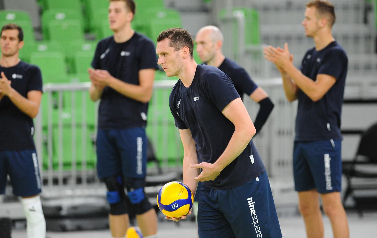 Reprezentanca Odbojka Slovenija | Slovenska reprezentanca je bila premočna za državnega prvaka iz Maribora. | Foto Aleš Oblak