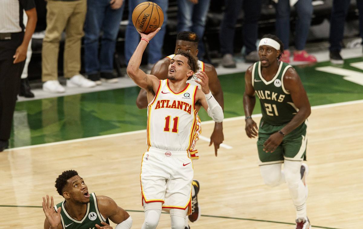 Trae Young | Trae Young je poskrbel za nepozabno predstavo, v kateri je povzročil obilico težav Milwaukeeju. | Foto Reuters