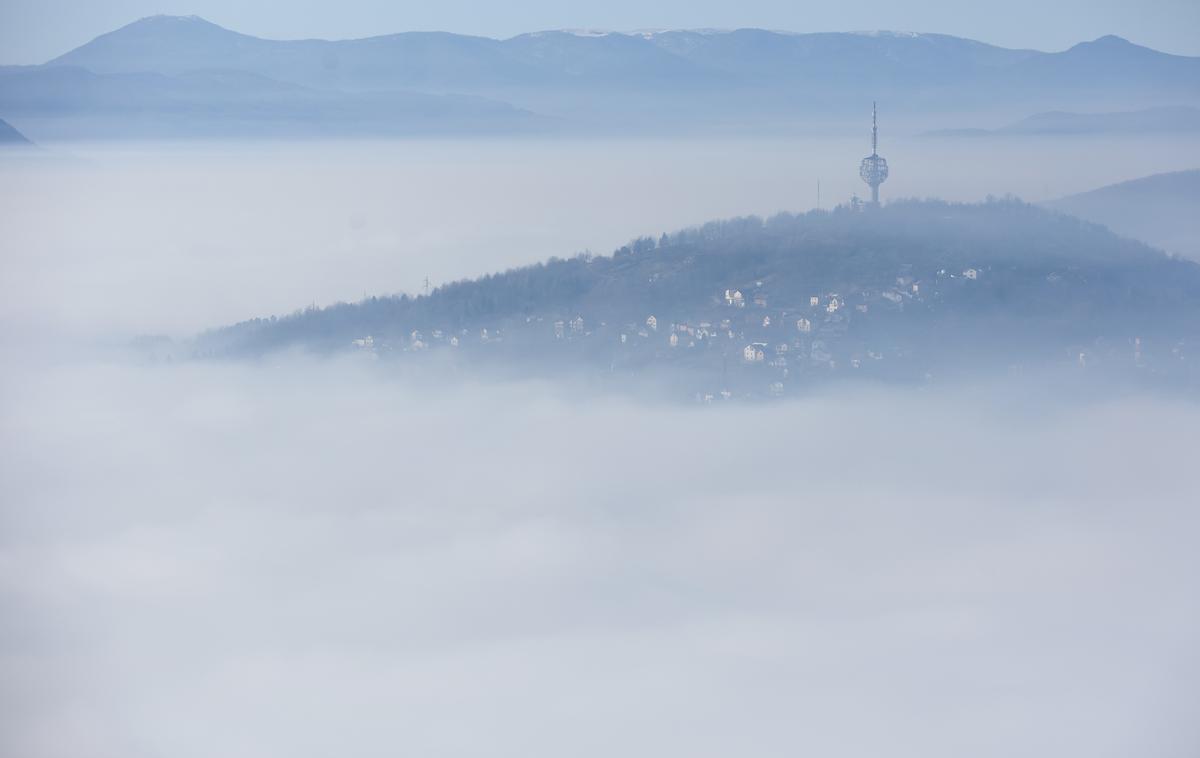 Onesnažen zrak v Sarajevu | Sarajevo je po onesnaženosti zraka redno med prvo deseterico najbolj onesnaženih mest na svetu. | Foto Bobo