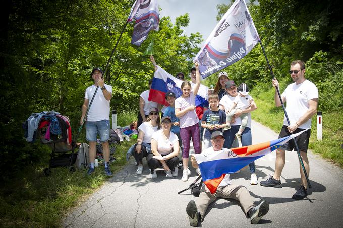 Navijači Domna Novaka so danes trdno verjeli v zmago svojega junaka.  | Foto: Ana Kovač