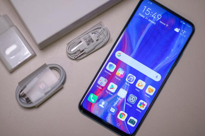 Huawei P smart Pro | Pametni telefon Huawei P smart Pro | Foto Kristjan Kovač