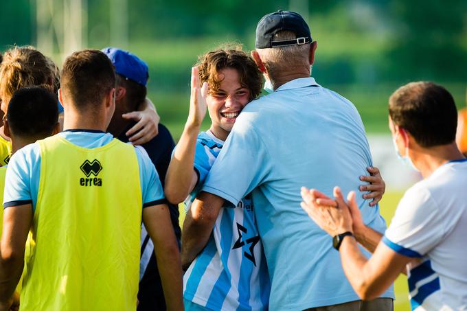 Veliko veselje po koncu tekme. | Foto: Grega Valančič/Sportida