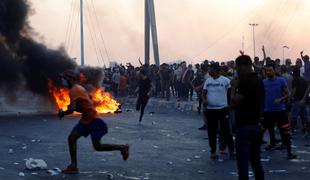 Iraški premier po krvavih protestih napovedal vrsto socialnih ukrepov