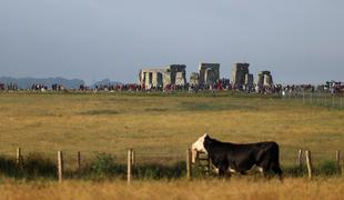 Podnebni aktivisti tokrat nad znameniti Stonehenge