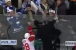 Prvaki lige KHL v novo sezono z vročekrvnim trenerjem (video)