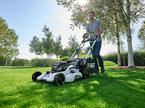 LM2135E-SP_EGOEU_MOWER_LIFESTYLE_02