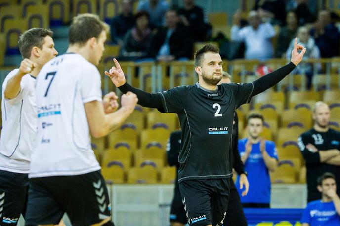 Calcit Volley | Kamničani so v obračunu kroga po petih nizih premagali Kanalce. | Foto Žiga Zupan/Sportida