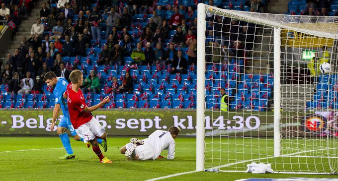 Jan Oblak, ki za Slovenijo ne igra že več kot eno leto, je v članski reprezentanci debitiral s porazom proti Norveški v Oslu septembra 2012. | Foto: Reuters