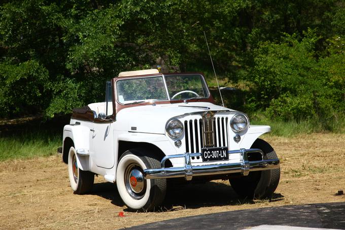 Jeep jeepster: morda najbolj nenavaden jeep do zdaj – v iskanju novih kupcev konec 40 let prejšnjega stoletja. | Foto: Vinko Kernc