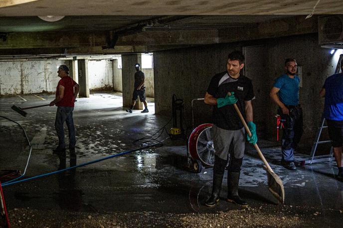 Poplave | Večina ukrepov bo veljala do konca leta.  | Foto Ana Kovač