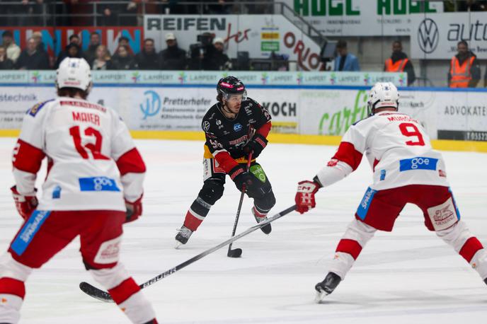 Pioneers Vorarlberg : EC KAC | Celovčani so se v polfinalu pridružili Salzburgu in Bolzanu. | Foto Dorner_pioneers.hockey