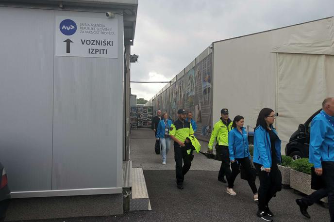 Vozniško dovoljenje | Na glavno vožnjo se v Ljubljani čaka tudi 50 dni.  | Foto STA