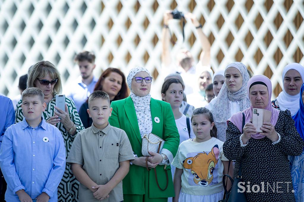 Zaključni dogodek spominskega programa 8372 živih spominov