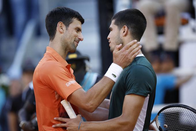 Srb Novak Đoković, ki bo v Parizu naskakoval 23. naslov na grand slam, pa lahko v polfinalu naleti na Španca Carlosa Alcaraza. | Foto: Reuters