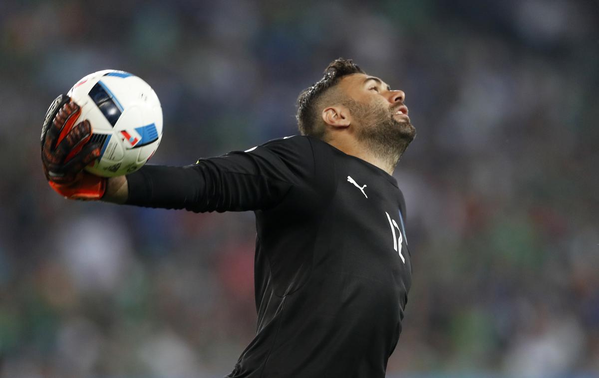 Salvatore Sirigu | Foto Reuters