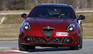 Alfa romeo giulietta: sveža oblika, nov dizelski motor in dvosklopčni menjalnik