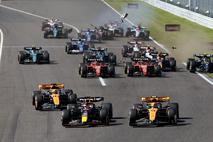 Suzuka Štart Max Verstappen Oscar Piastri Lando Norris