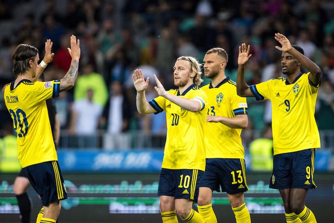 Emil Forsberg je poslal vratarja Jana Oblaka v drug kot in zatresel njegovo mrežo. | Foto: Matic Klanšek Velej/Sportida