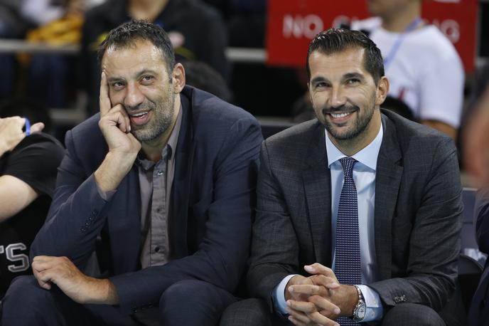 Vlade Divac Predrag Stojaković | Dvojec se je poslovil od funkcij pri Sacramento Kings. | Foto Reuters