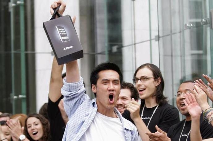 Apple Store, iPhone | Foto Reuters