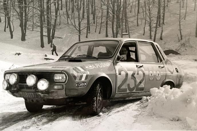 Aleš Pušnik reli Monte Carlo | Aleš Pušnik in Rok Freyer na zasneženi cesti relija Monte Carlo 1973. | Foto osebni arhiv