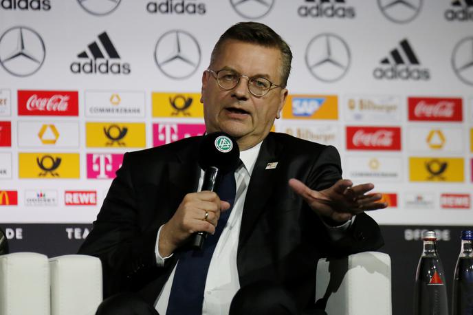 Reinhard Grindel | Predsednik nemške zveze DFB Reinhard Grindel: Glede na to, kako so ga napadli, bi moral zavzeti bolj jasno stališče in Mesuta Özila bolj zavarovati. | Foto Reuters