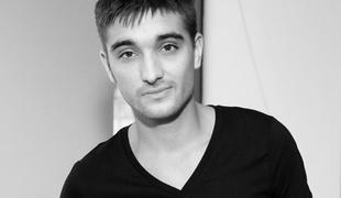 Umrl je Tom Parker