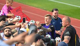 Toni Kroos: Privilegij, a tudi pritisk #video