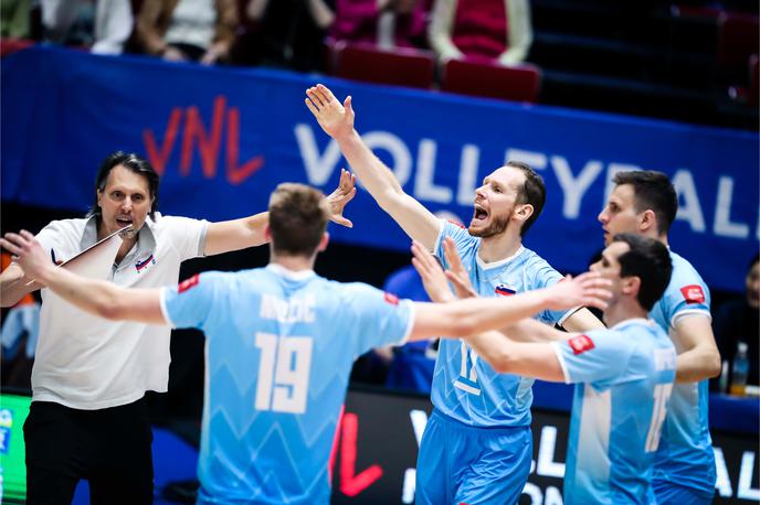 slovenska odbojkarska reprezentanca : Iran, liga narodov, Gheorghe Cretu | Slovenski odbojkarji bodo ob 17. uri polfinale lige narodov lovili proti Japonski. | Foto Volleyballworld