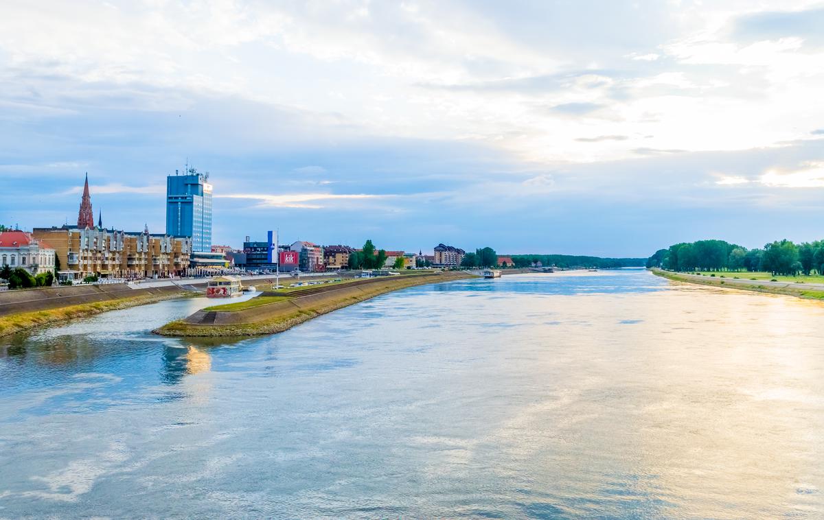 Reka Drava v Osijeku | Gradbeno dovoljenje bodo po pisanju Večernjega lista dobili v prvih mesecih leta, objekt pa bodo predvidoma zgradili v naslednjih petih letih.  | Foto Shutterstock