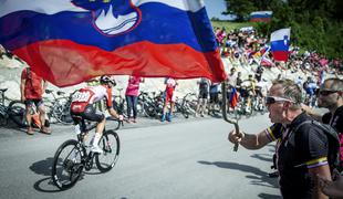 Giro danes "začutil Slovenijo", poplava navijačev v Posočju  #video