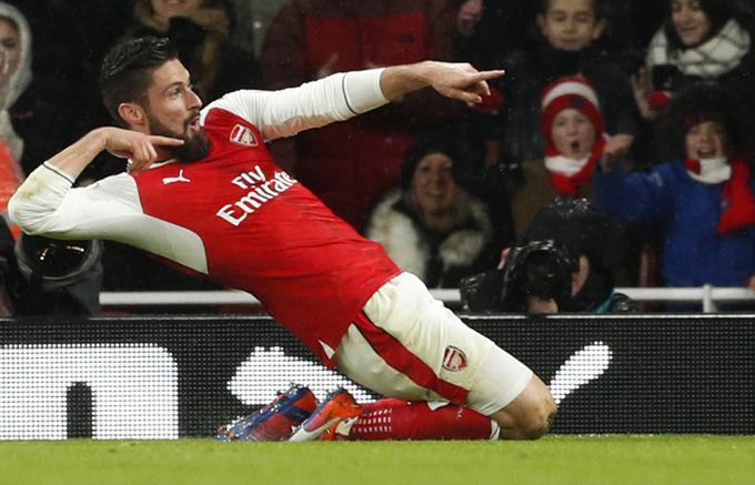 Olivier Giroud odhaja. | Foto: Reuters