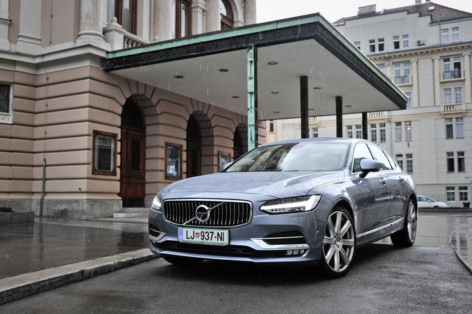 Volvo S90 - test nove generacije švedske limuzine | Foto Ciril Komotar