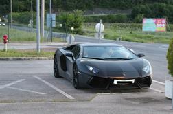 Policisti zaplenili 270 tisoč evrov vrednega lamborghinija