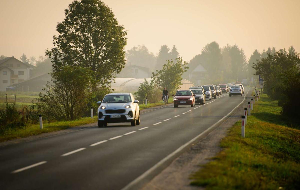 Šmartinska cesta v Ljubljani | Pogodbena vrednost del, ki jih izvaja podjetje Komunalne gradnje, je 3,45 milijona evrov. | Foto STA