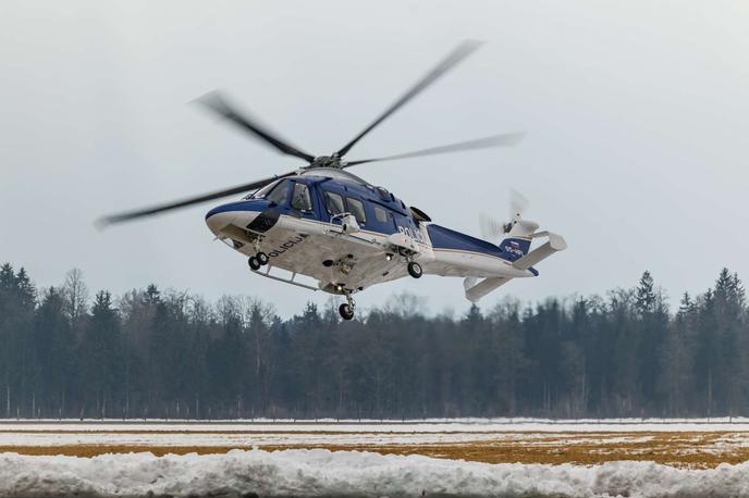 novi policijski helikopter | Kamen spotike je bila tudi barva. | Foto STA