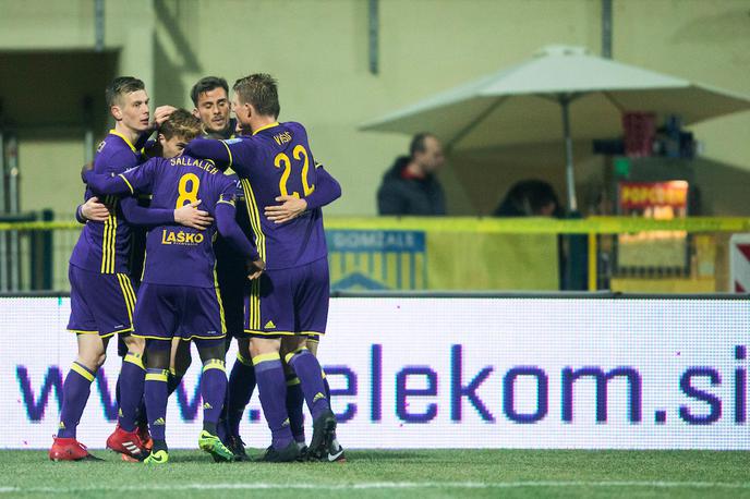 NK Domžale NK Maribor | Foto Vid Ponikvar