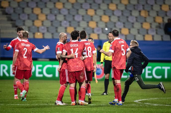 Slovenija : Rusija, slovenska nogometna reprezentanca | Ruska reprezentanca bo morala svoje tekme igrati na nevtralnem ozemlju brez gledalcev. | Foto Blaž Weindorfer/Sportida