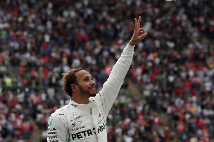 Lewis Hamilton | Lewis Hamilton se je v Ciudad de Mexixu veselil novega naslova svetovnega prvaka. | Foto Reuters