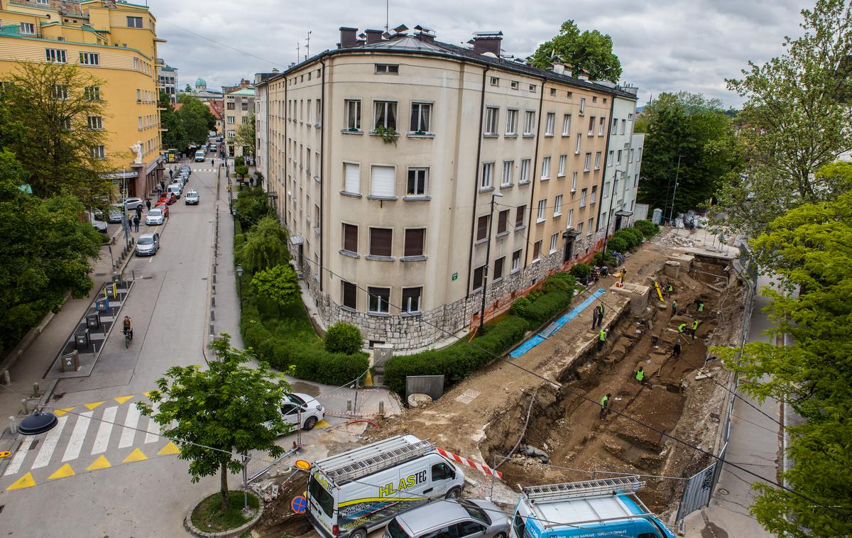 najdbe | Izkopavanja na Erjavčevi ulici blizu predsedniške palače in vlade dopolnjujejo pretekle ugotovitve, hkrati pa ponujajo vpogled v način življenja iz časa rimske Ljubljane. | Foto Matija Lukić