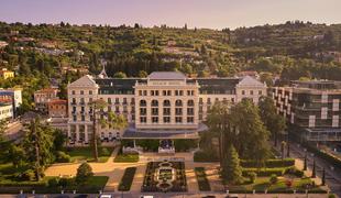 Edinstveno razkošje hotela Palace ponovno odpira svoja vrata za novo sezono